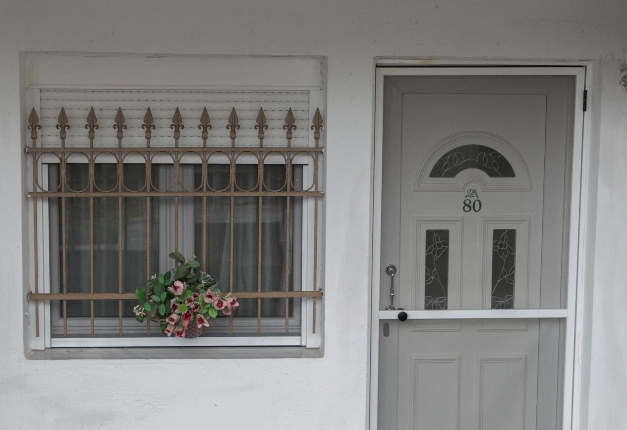 Roses Apartments Nea Michaniona Zewnętrze zdjęcie
